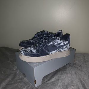 Nike Air Force 1 LV8